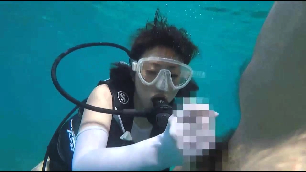 Handjob Under Water
